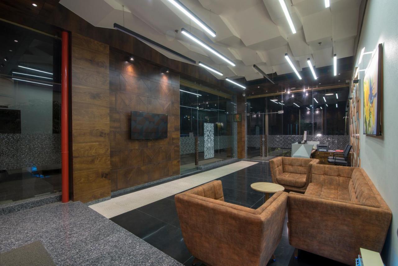 Hotel Silvera Grand Ahmedabad Extérieur photo