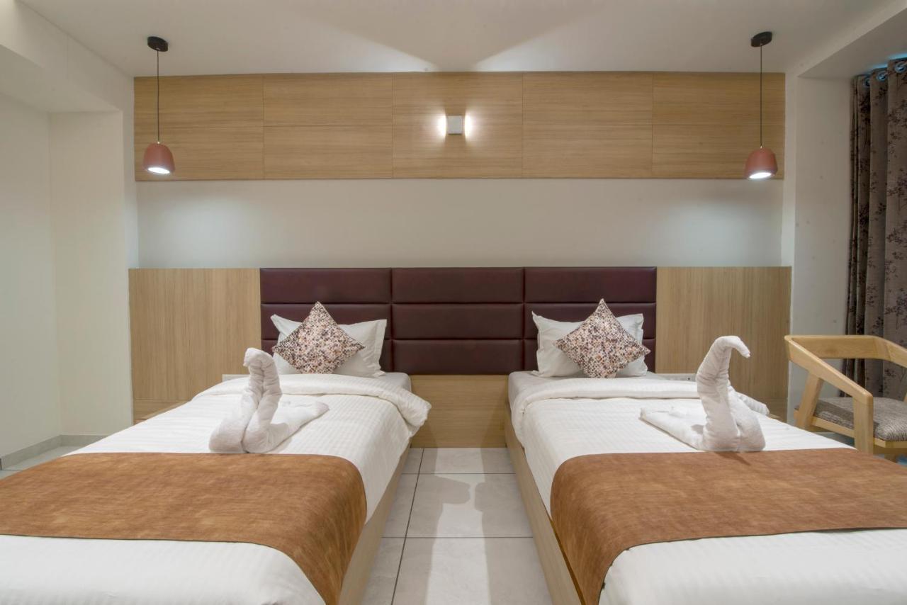 Hotel Silvera Grand Ahmedabad Extérieur photo
